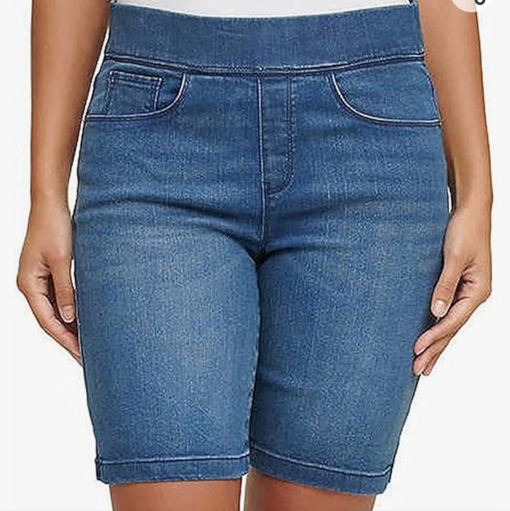 NWT DKNY Women's Jean Shorts